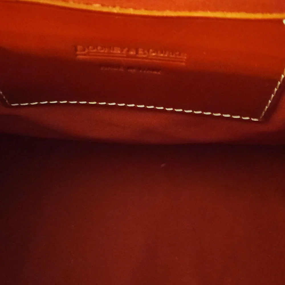 Alto Dooney & Bourke Satchel - Picture 14 of 14